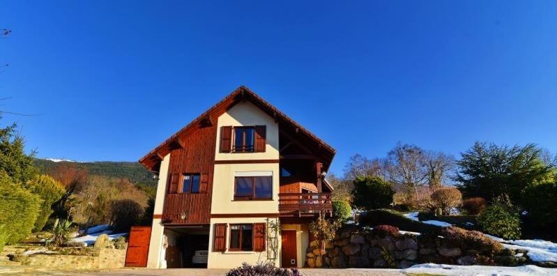 Eco-Logis Mad'In Belledonne Bed & Breakfast Theys Exterior photo